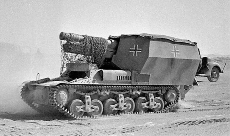 САУ 15cm SFH 135/1 auf Lorraine Schlepper(f)