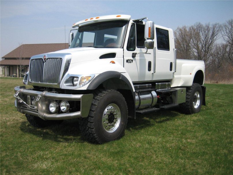 Интернационал CXT