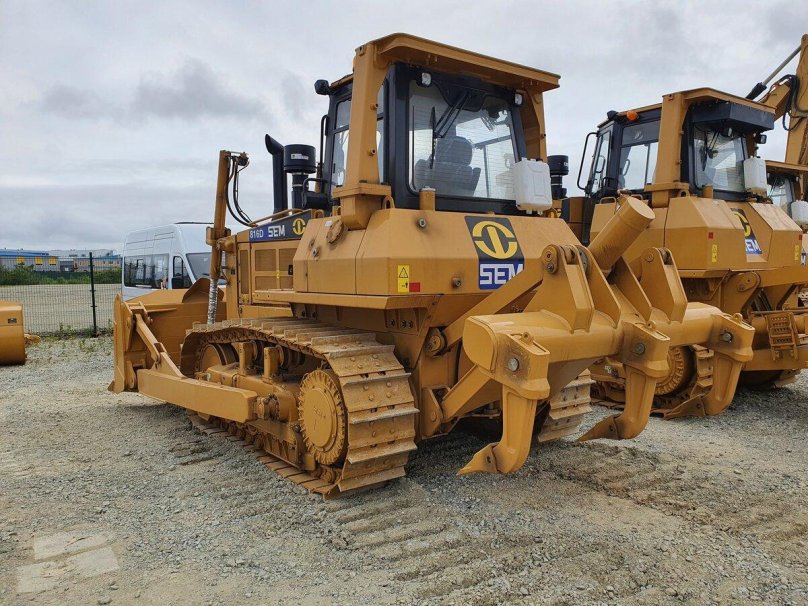 Бульдозер sem 816d