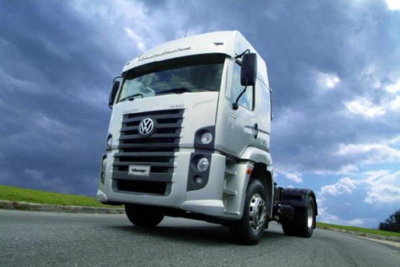 Тягач Volkswagen Constellation