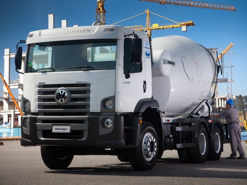 Volkswagen Constellation 25.420