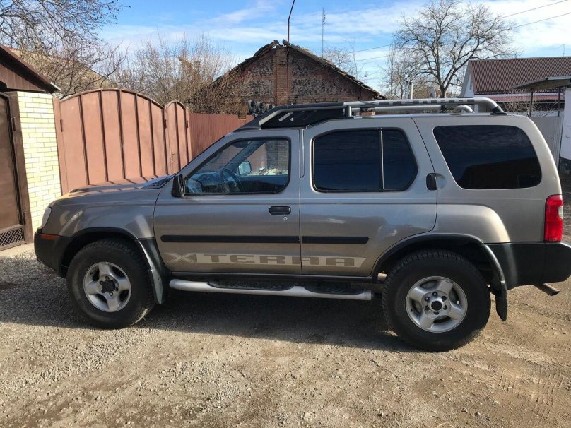 Nissan x Terra 2002