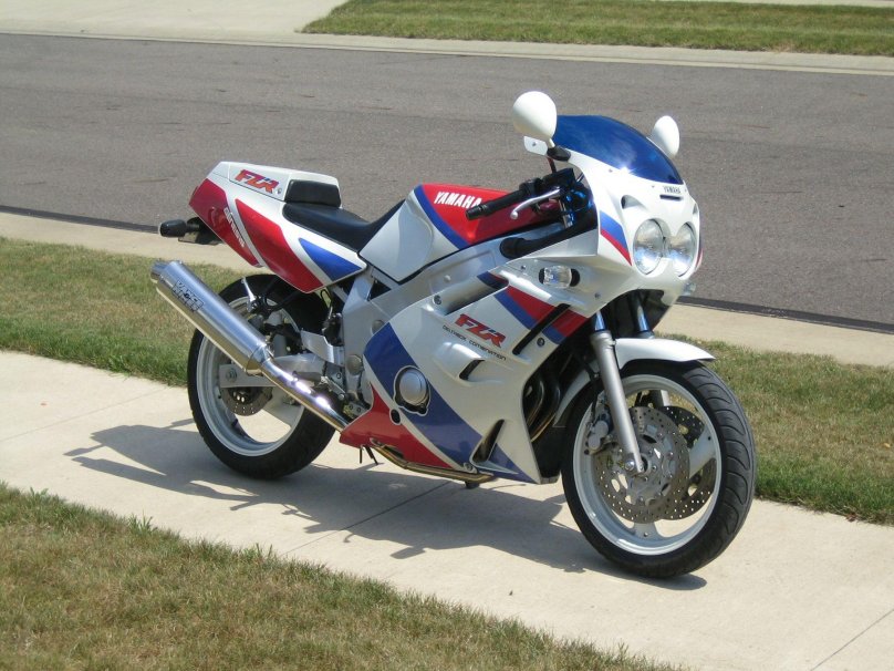 Yamaha FZR 600,1992