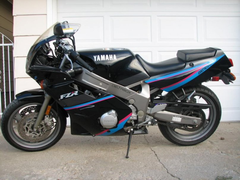 Yamaha FZR 600,1992