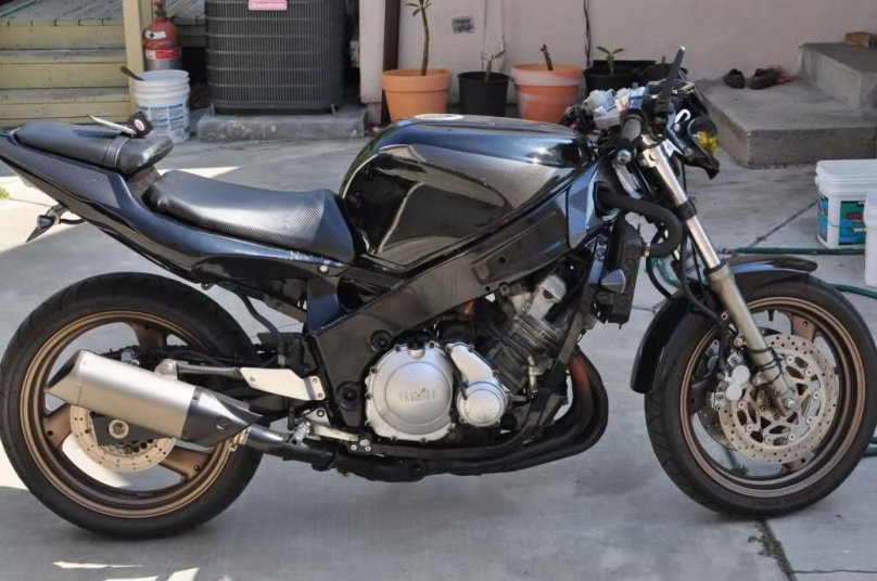 Ямаха ФЗР 600 1992