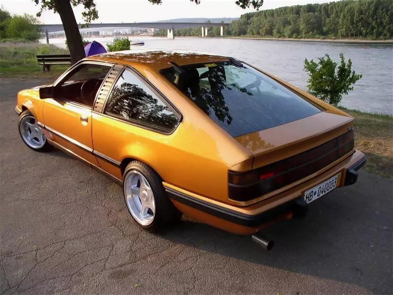 Опель Монза