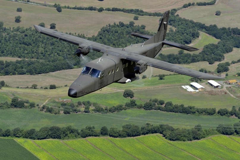 Самолет Дорнье 228 100