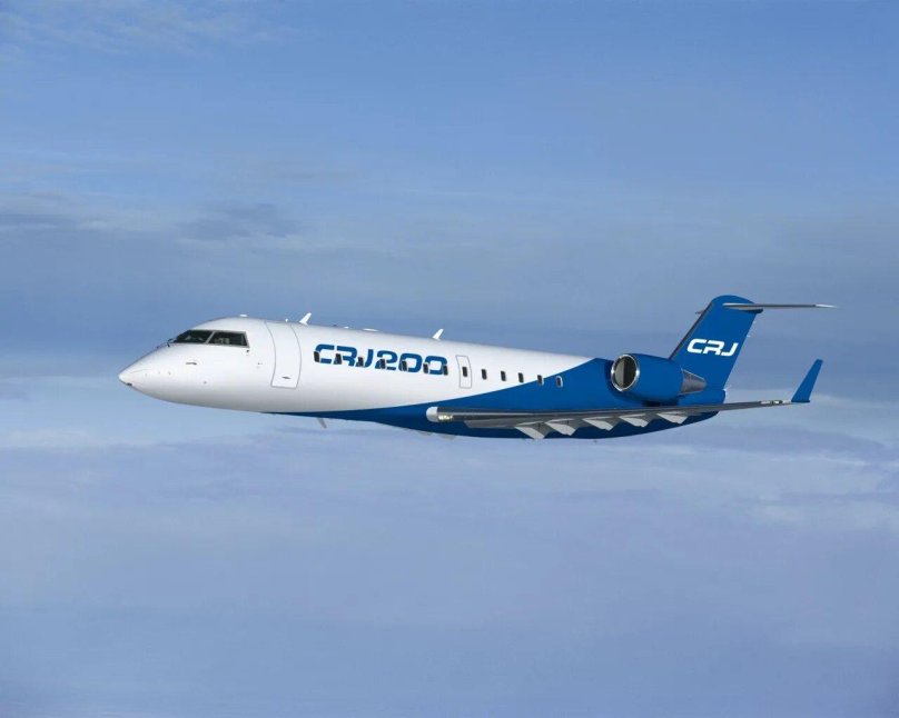 Bombardier crj200 самолет