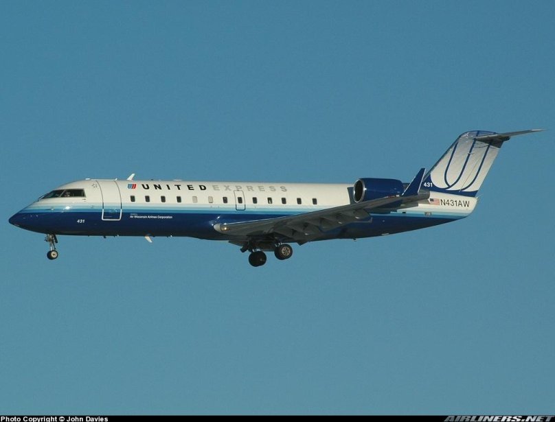Canadair CL-600-2b19 Regional Jet CRJ-200lr