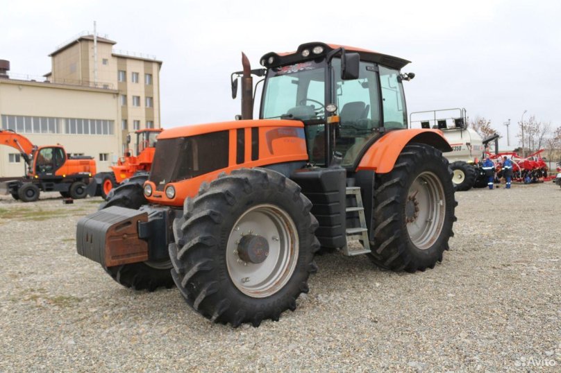 Трактор Terrion ATM 7360