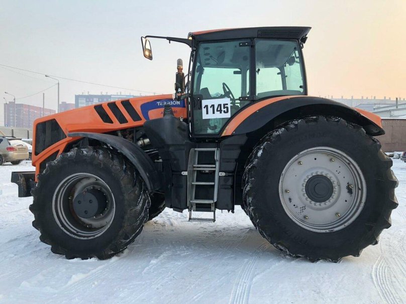 Трактор Террион 7360
