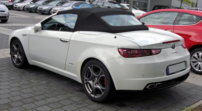 Alfa Romeo Brera кабриолет