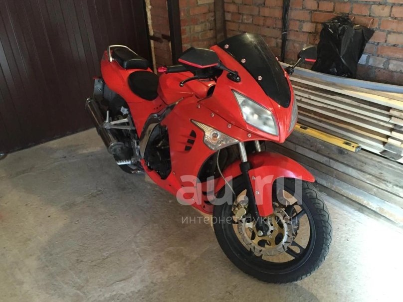 Мотоцикл Центурион Битрикс 150