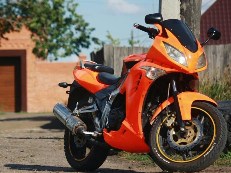 Мотоцикл Центурион Битрикс 150