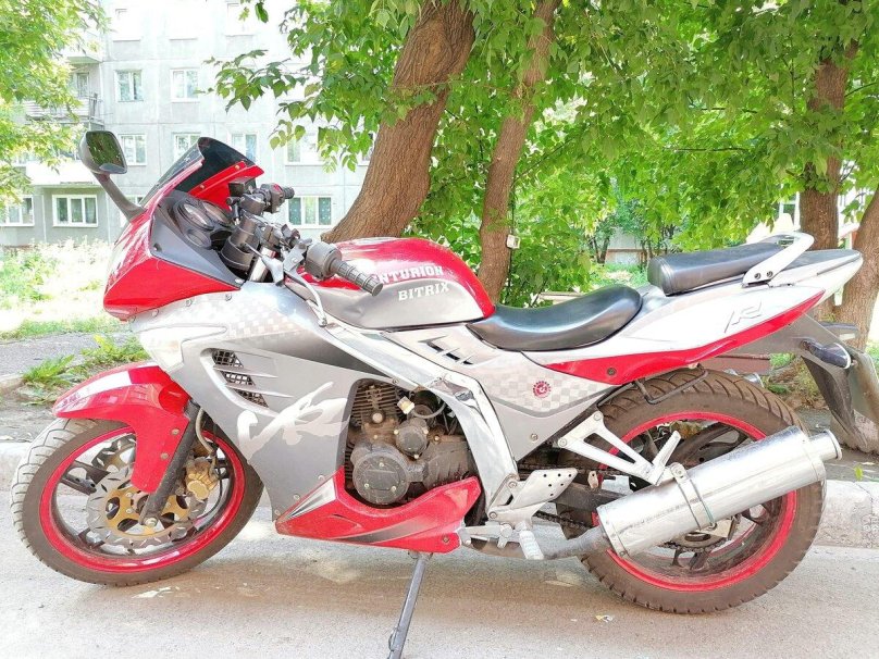 Мотоцикл Centurion 125