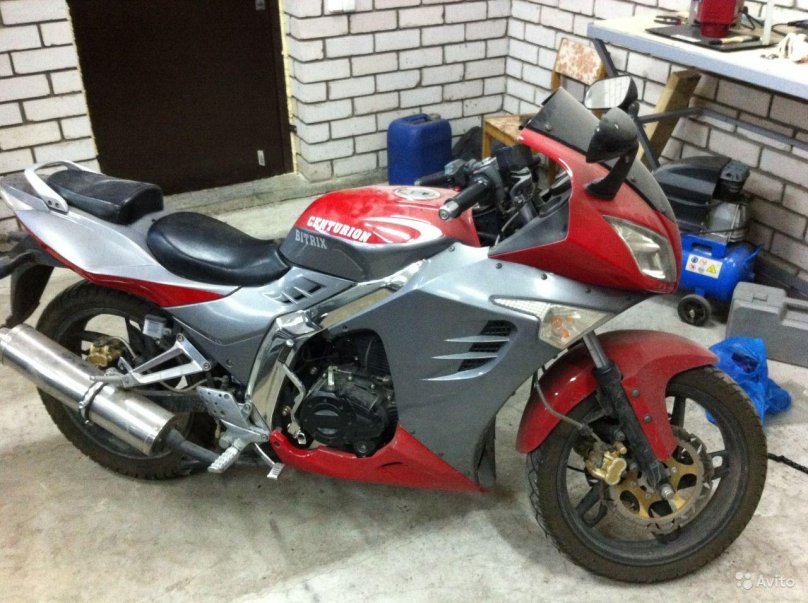 Мотоцикл Центурион 250