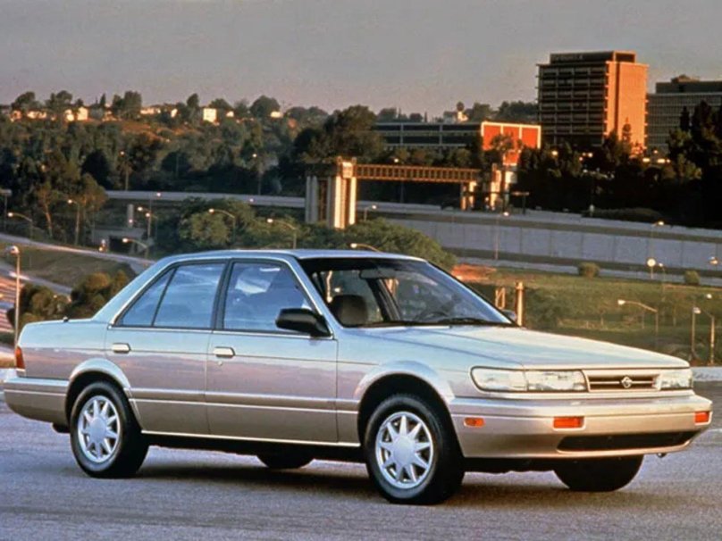 Ниссан Станза 1992