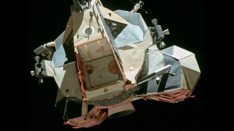 Лунный модуль Аполлон 11