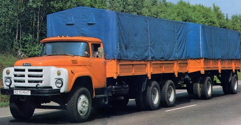 ЗИЛ 133 И КАМАЗ