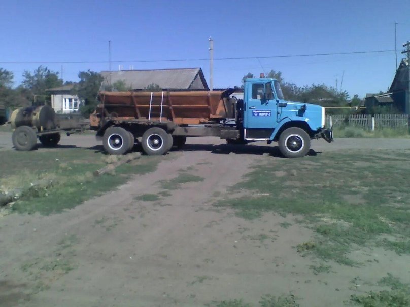 ЗИЛ 133 гя мусоровоз