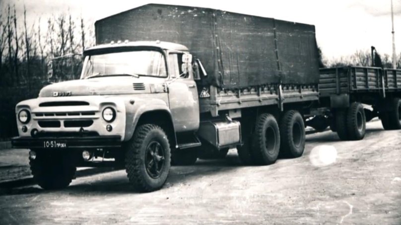 ЗИЛ 133 седельный тягач