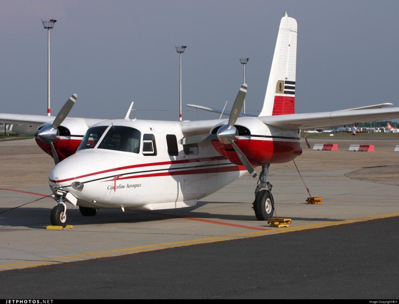 Aero Commander 500