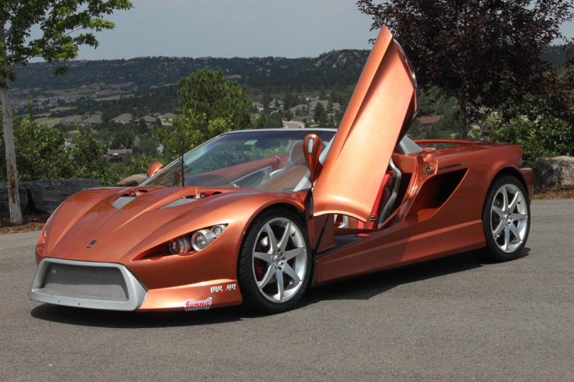 Автомобиль k1 Attack