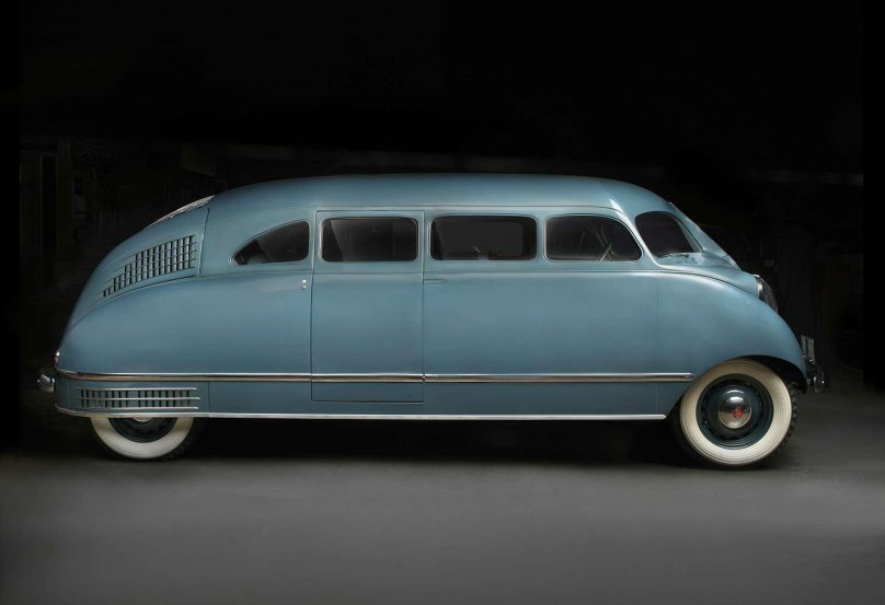 Первый минивэн в мире