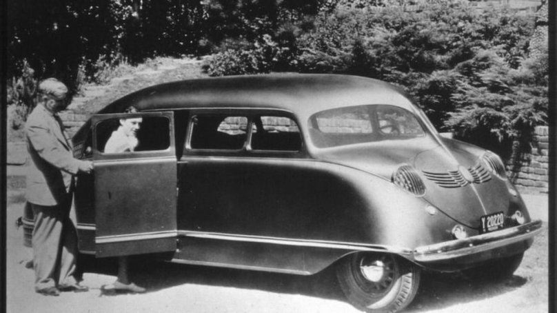 Автомобиль скарабей