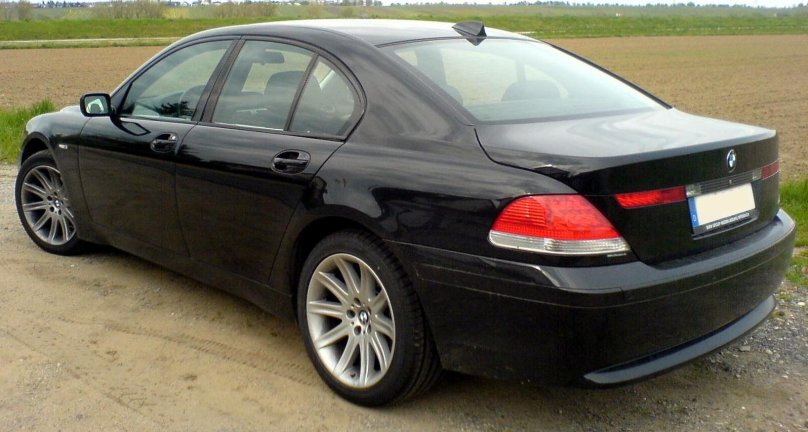BMW e65 2004