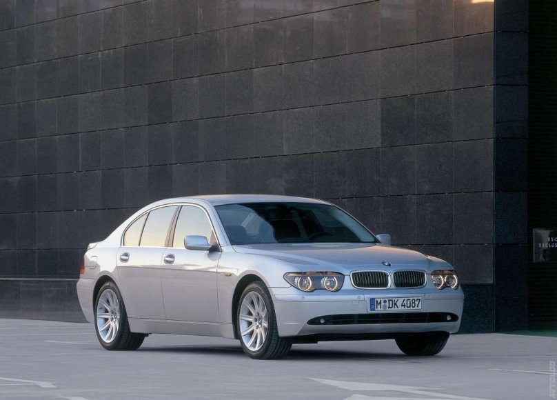 BMW 7 e65