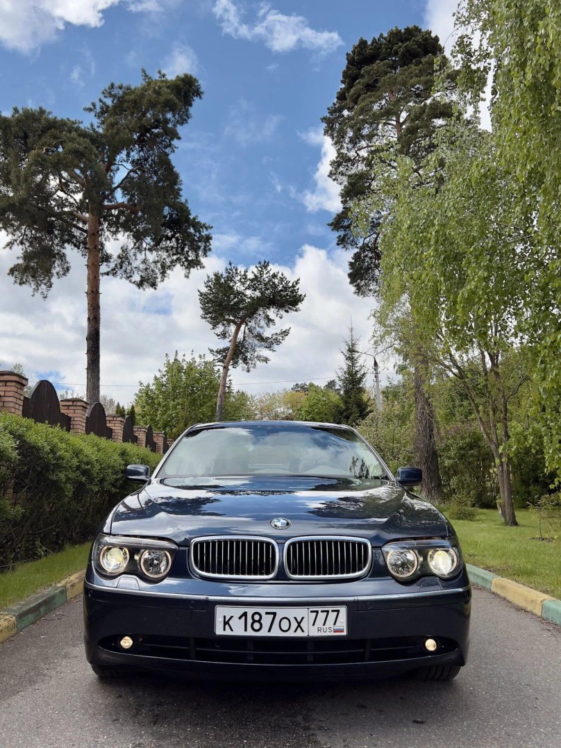 BMW 745 2002