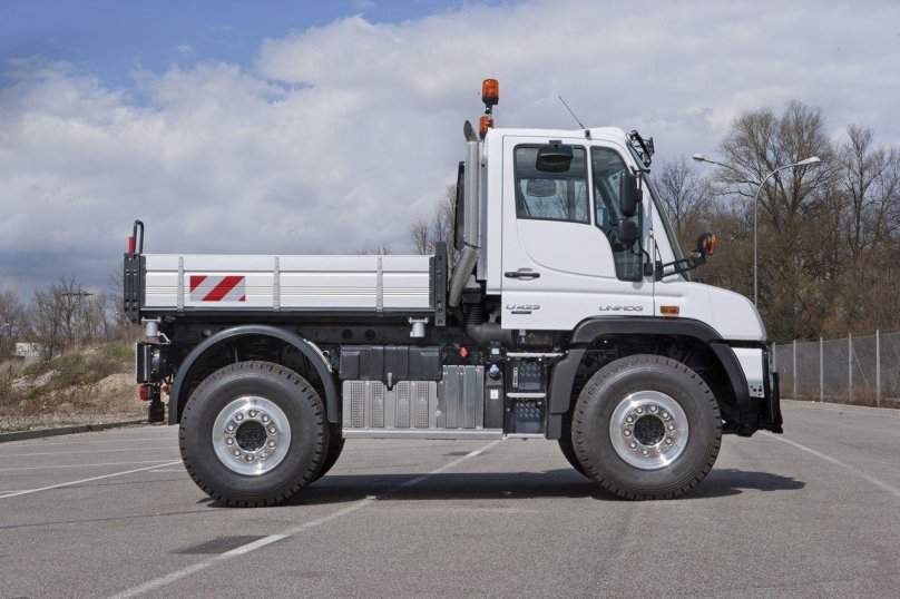 Mercedes Unimog u5023