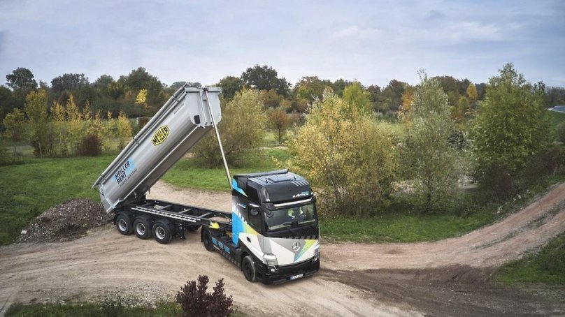 Mercedes Benz Arocs Agrotruck