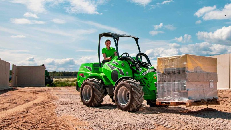 Мини погрузчик Авант 860