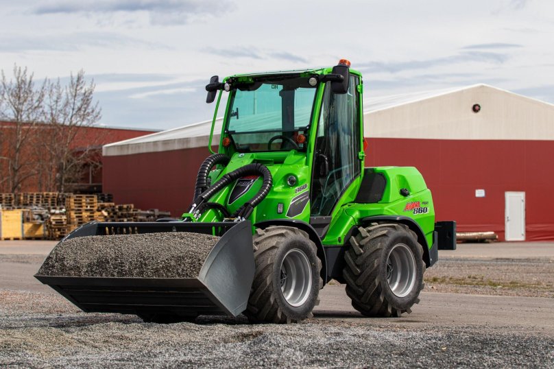 Мини погрузчик Авант 860