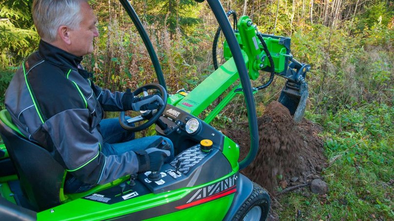 Мини-трактор avant 220flb