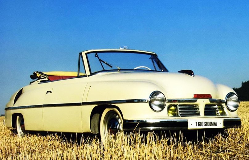 Татра легковая 600