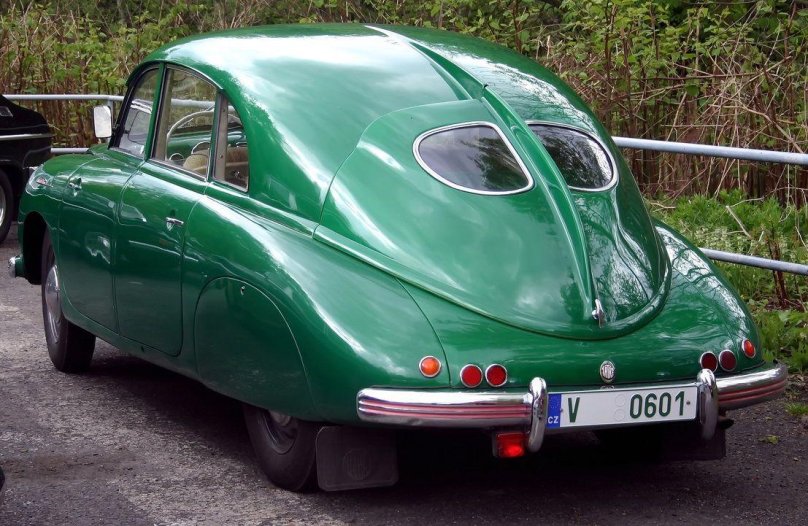 Татра 600 фото