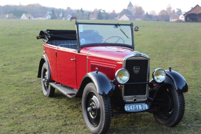 Пежо 201 фото