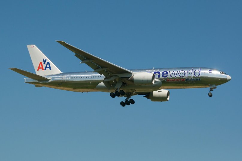 Boeing 777-200 Икар