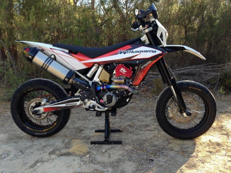 Хускварна 450 мотард