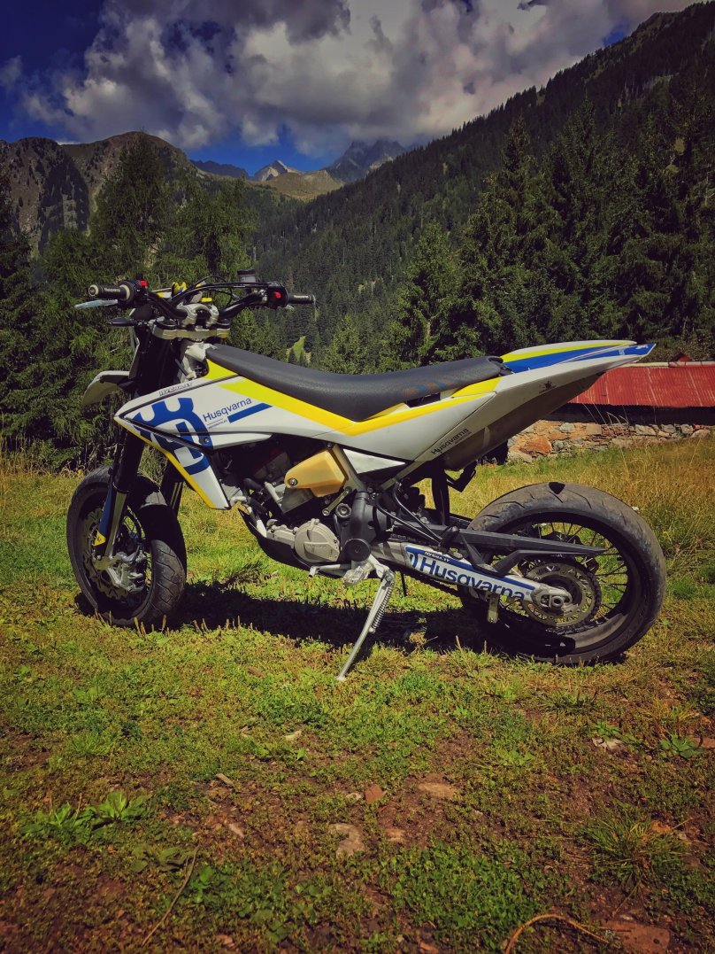 Квадроцикл Husqvarna