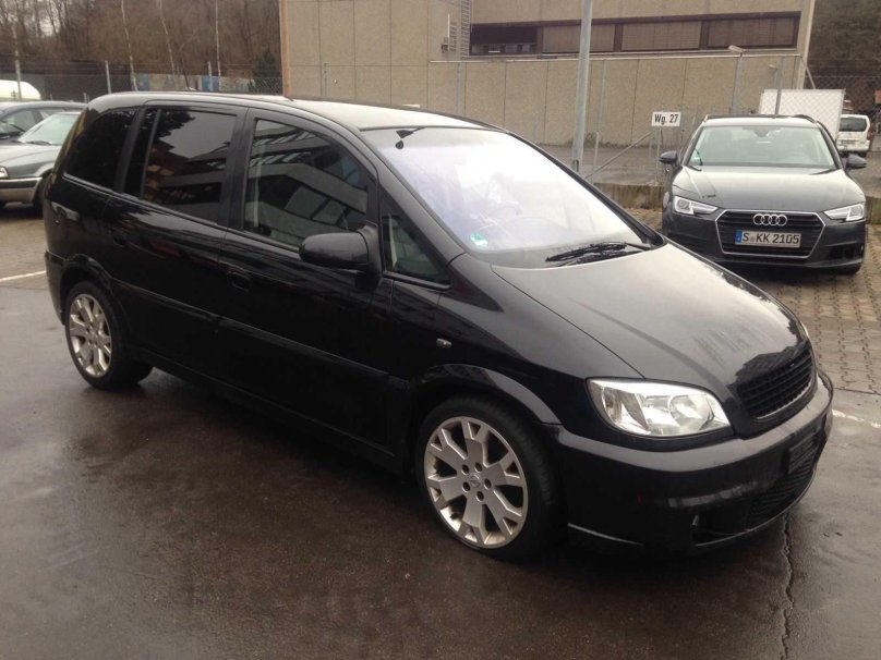 Opel Zafira 2004