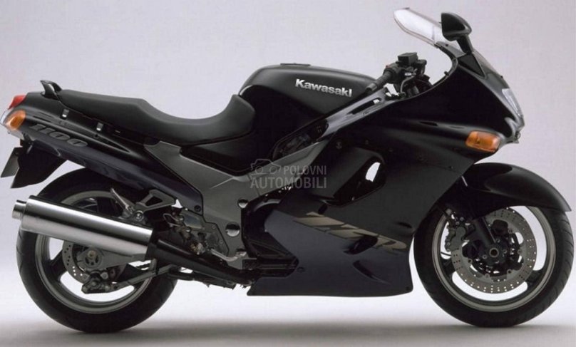 Мотоцикл Кавасаки 1100 кубов