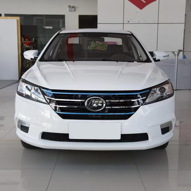 BYD e2