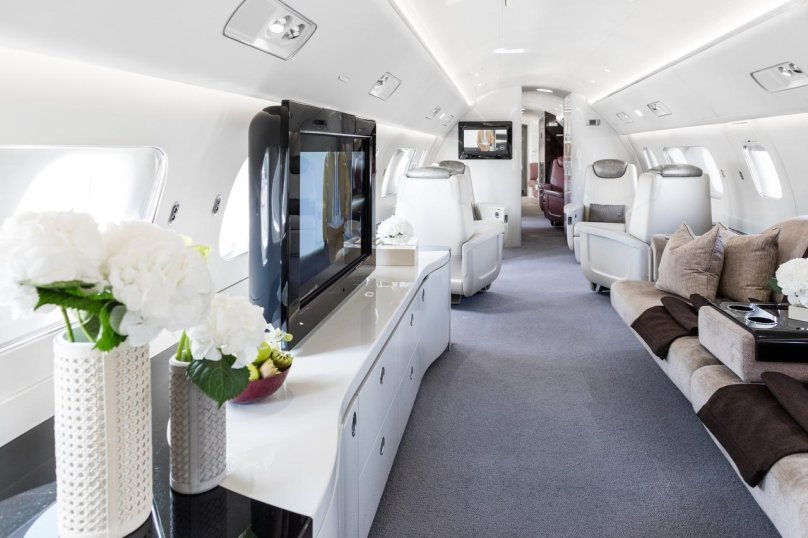 Embraer Lineage 1000e салон