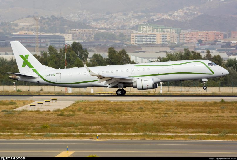 Пассажирский самолет