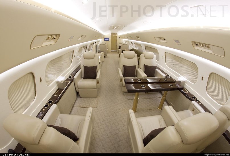 Embraer Lineage 1000 салон