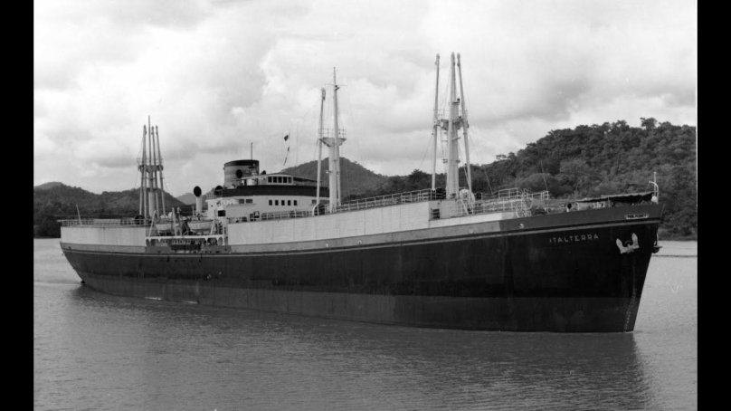 Корабль оранг Медан